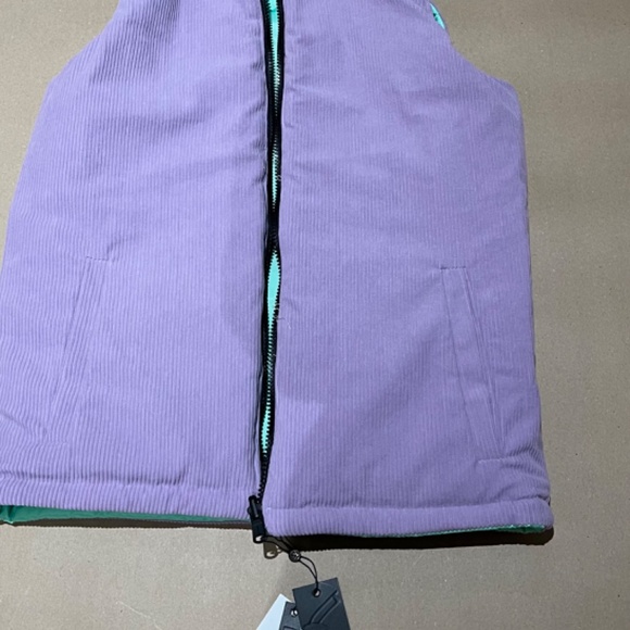 COPY - Reason kids reversible puffer vest - Picture 6 of 10